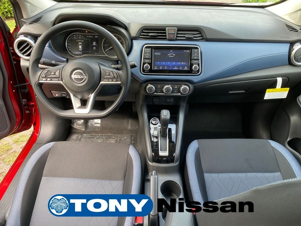 2025 Nissan Versa 1.6 SV