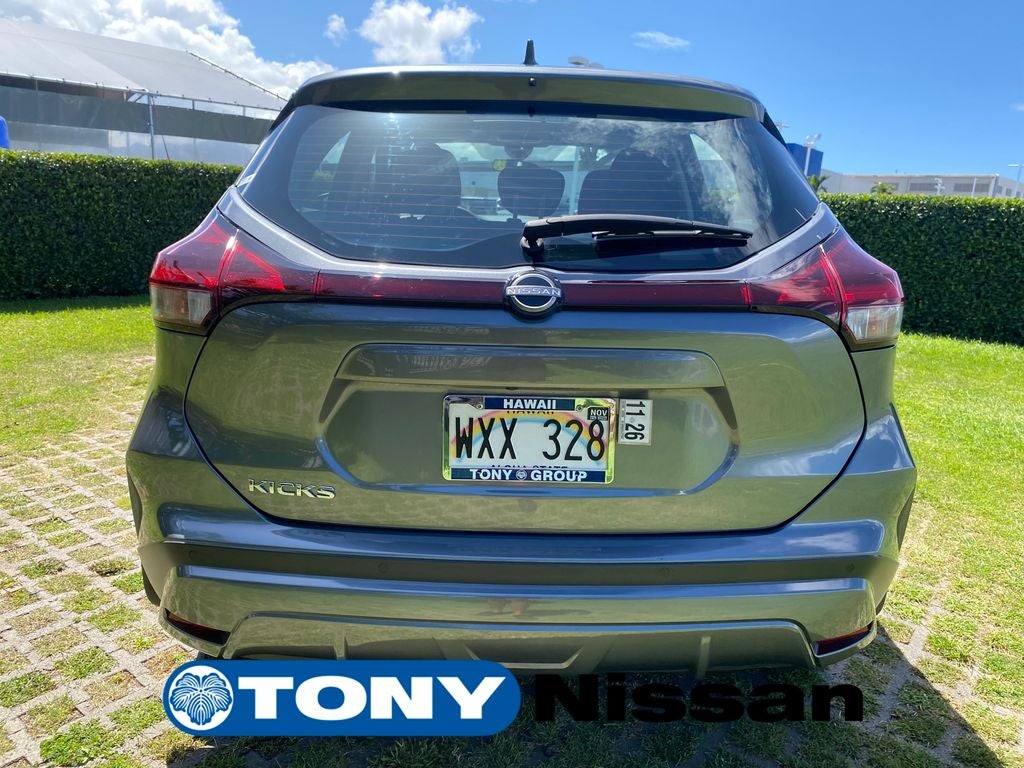 2024 Nissan Kicks S