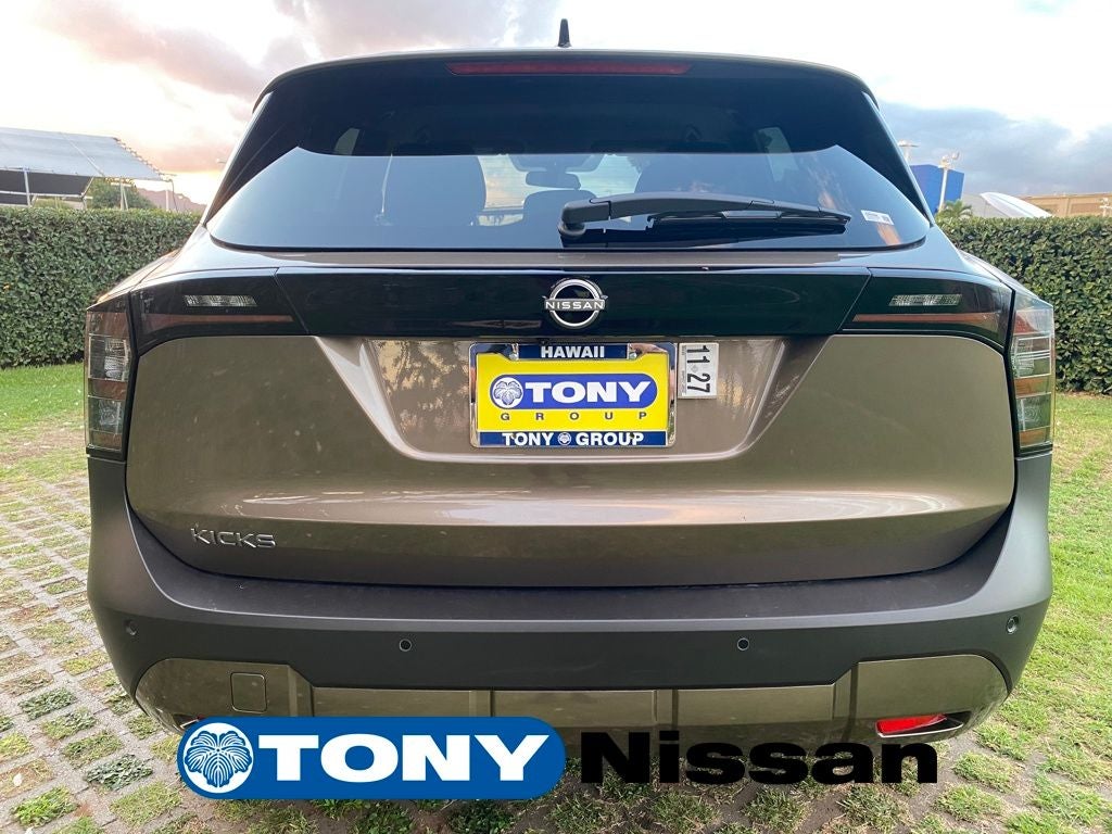 2026 Nissan Kicks SV