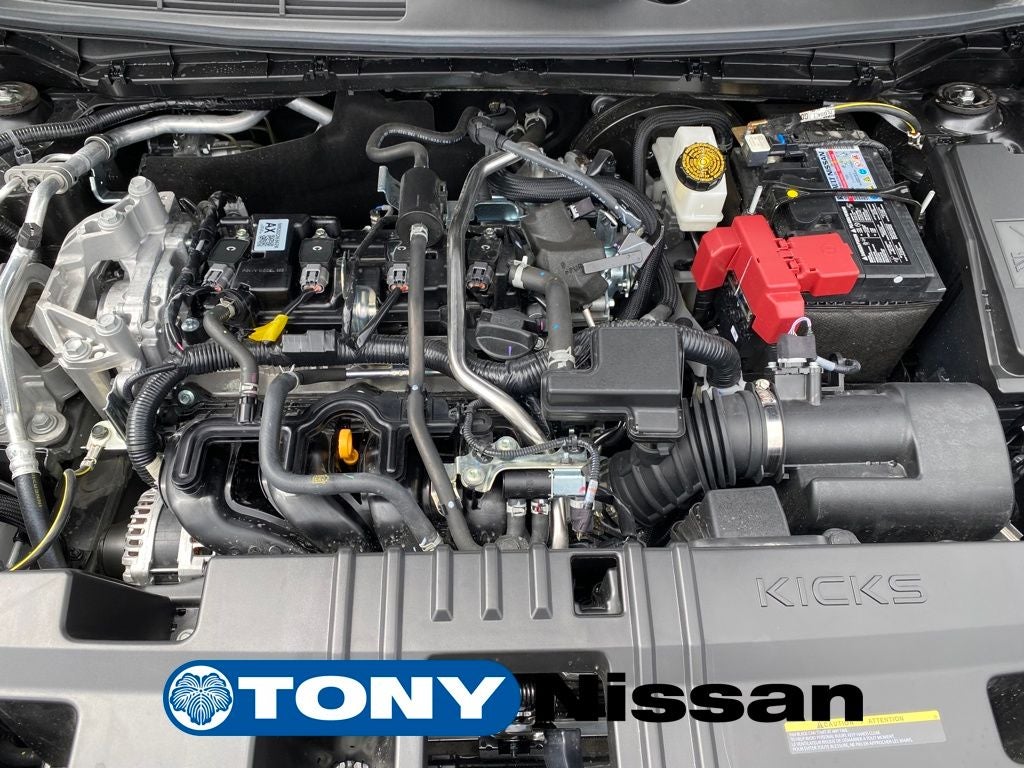 2026 Nissan Kicks SR