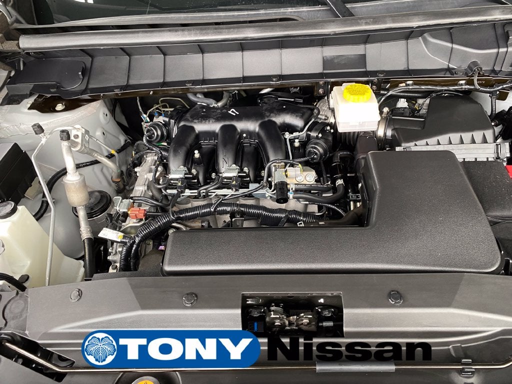 2024 Nissan Pathfinder SV