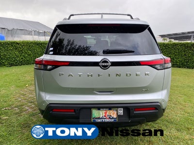 2024 Nissan Pathfinder SV