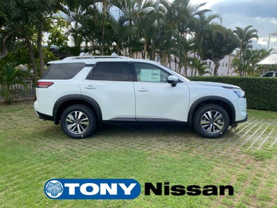 2025 Nissan Pathfinder SL