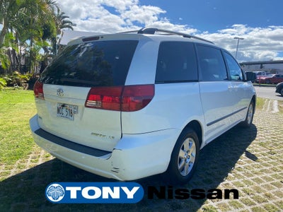 2004 Toyota Sienna CE