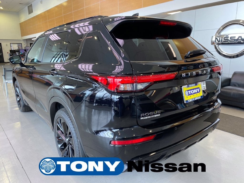 2026 Nissan Rogue Plug-In Hybrid Platinum