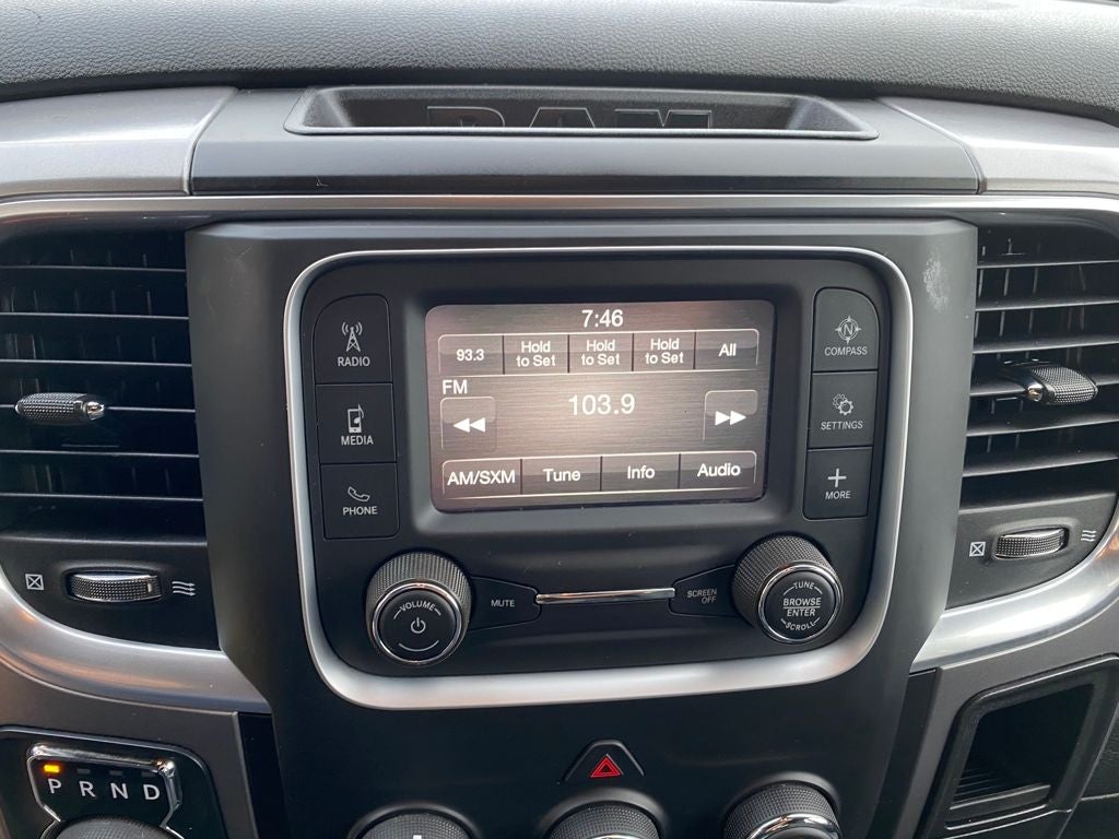 2024 RAM 1500 Classic Base