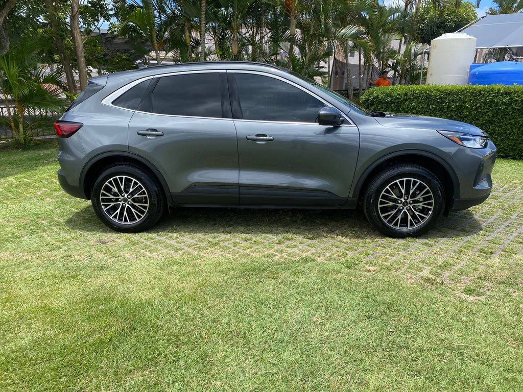 2026 Ford Escape Plug-In Hybrid Base