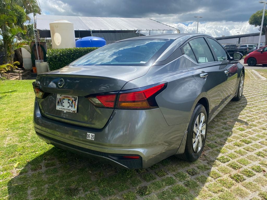 2022 Nissan Altima Base