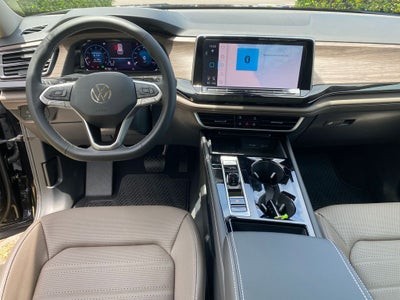 2026 Volkswagen Atlas Base