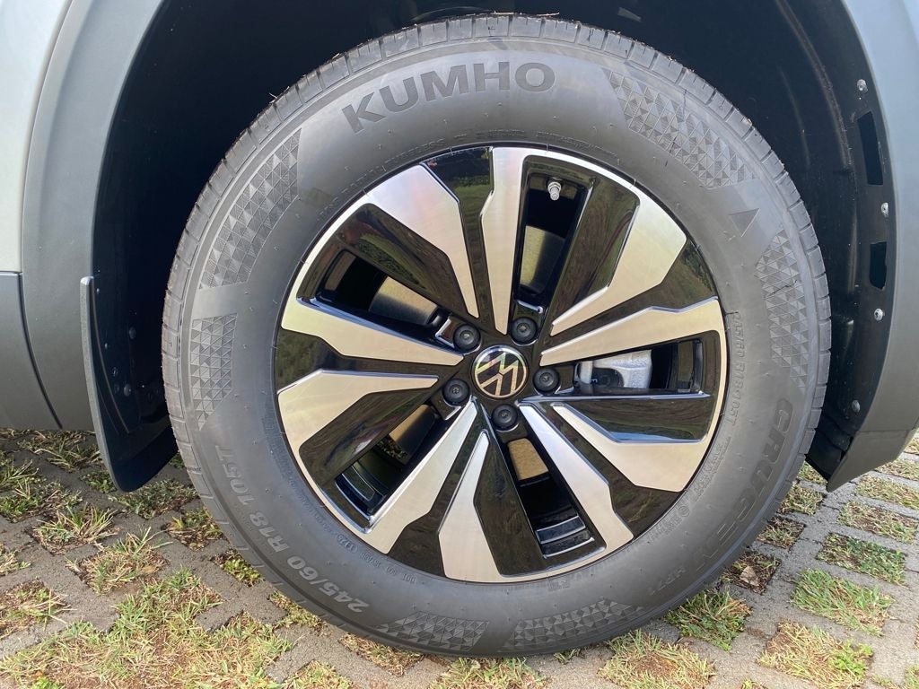 2026 Volkswagen Atlas Cross Sport 2.0T SE