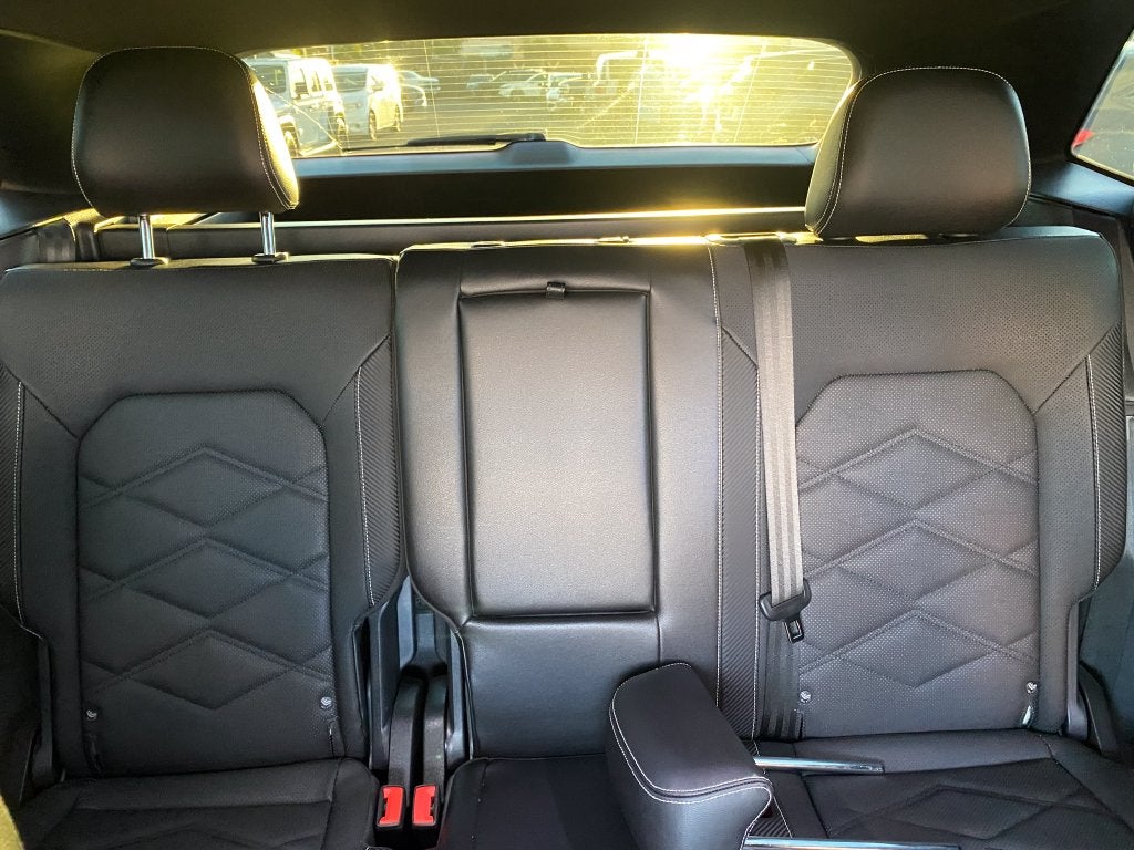 2024 Volkswagen Atlas Cross Sport Base