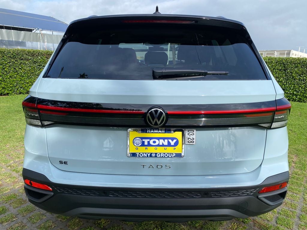 2026 Volkswagen Taos 1.5T SE Black