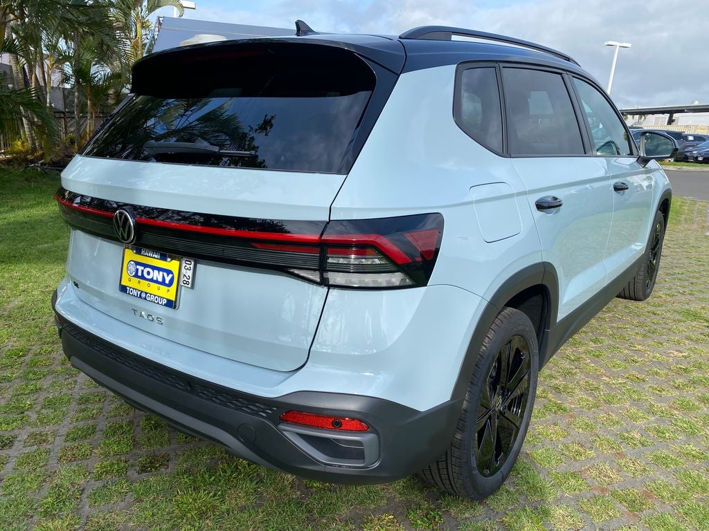 2026 Volkswagen Taos 1.5T SE Black