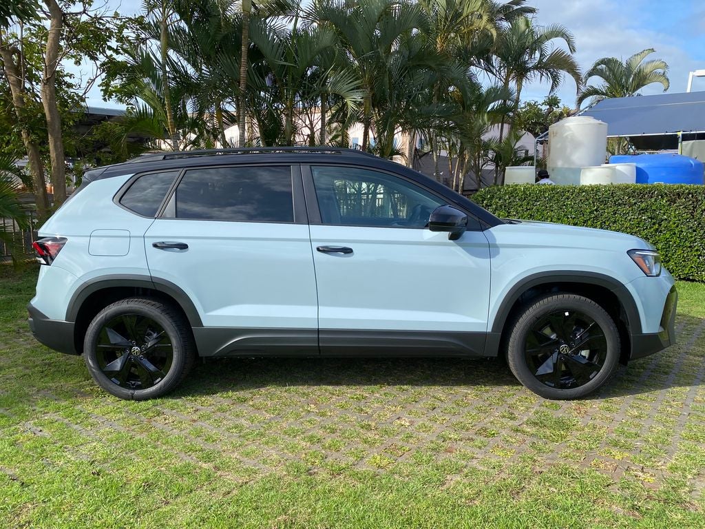 2026 Volkswagen Taos 1.5T SE Black