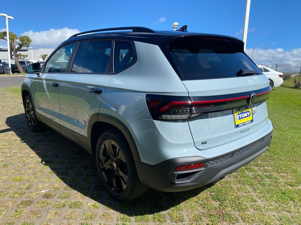 2026 Volkswagen Taos 1.5T SE Black