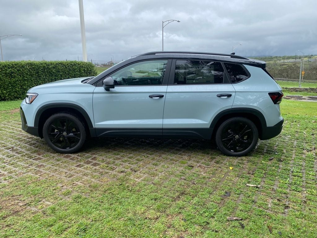 2026 Volkswagen Taos 1.5T SE Black