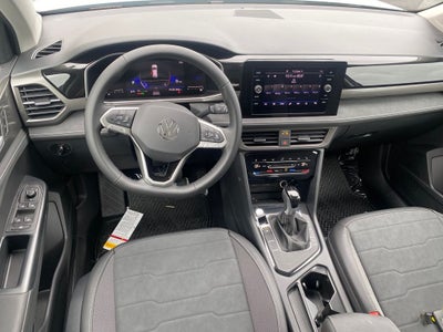 2026 Volkswagen Taos 1.5T SE Black