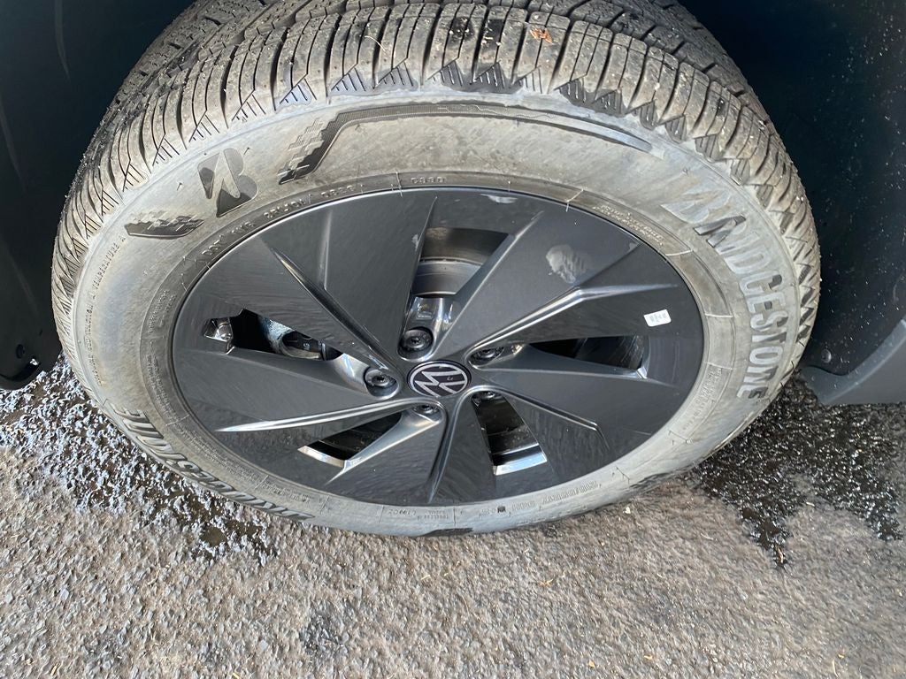 2026 Volkswagen Taos Base