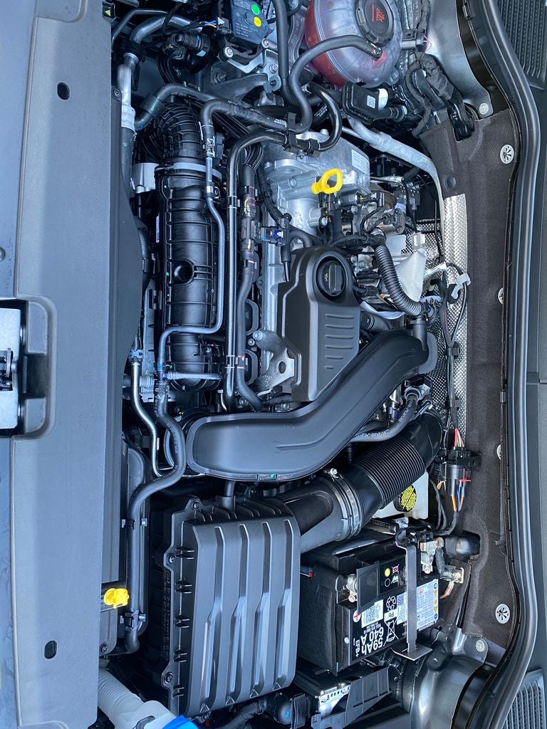 2026 Volkswagen Taos SE FWD