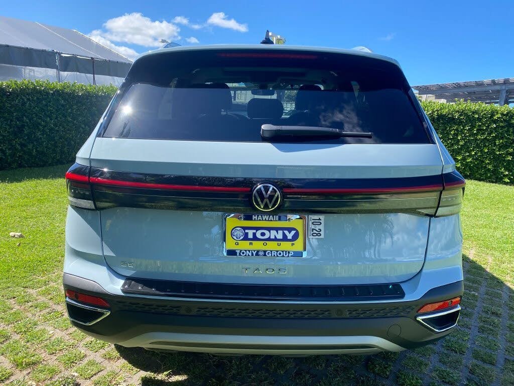 2027 Volkswagen Taos 1.5T SE