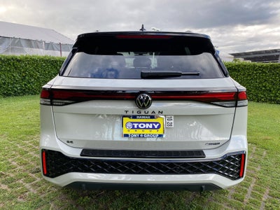 2026 Volkswagen Tiguan 2.0T SE R-Line Black