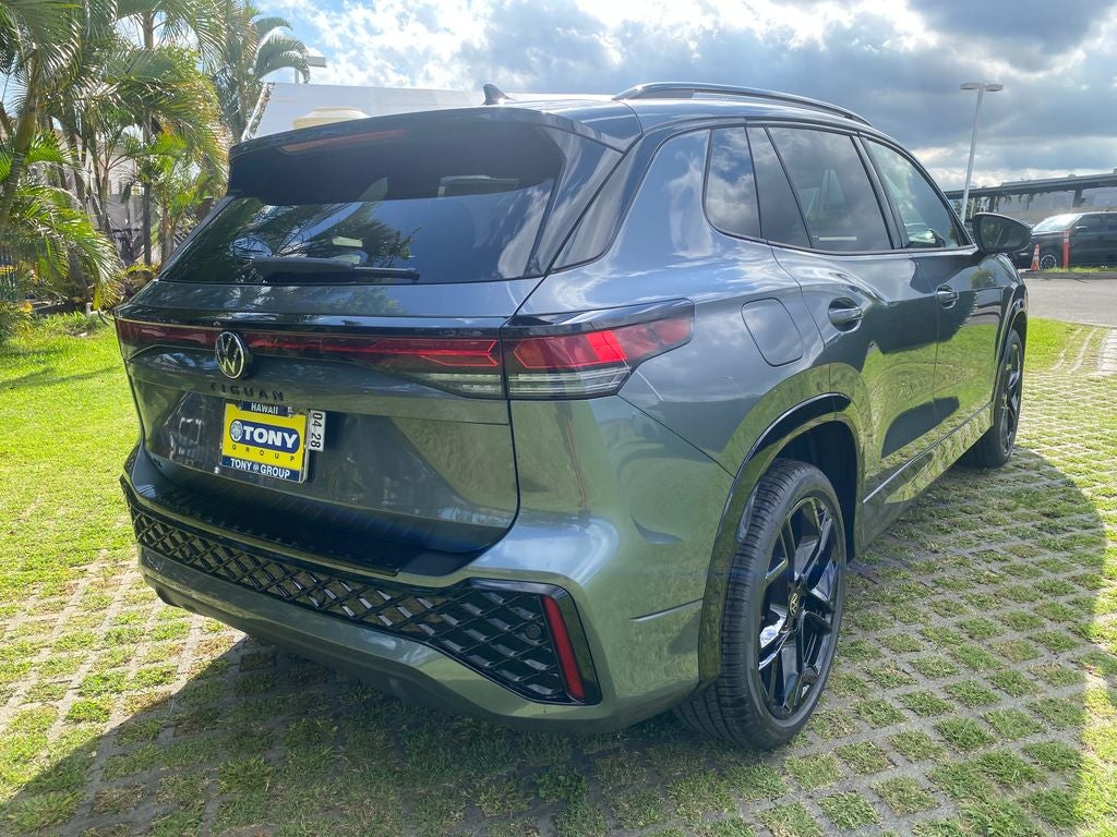 2026 Volkswagen Tiguan 2.0T SE R-Line Black