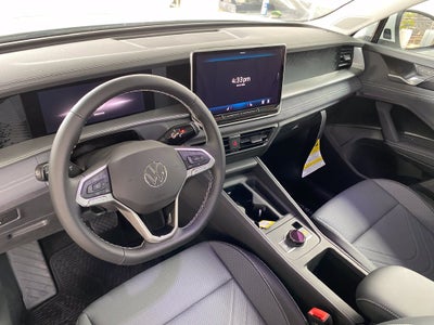2026 Volkswagen Tiguan 2.0T SE