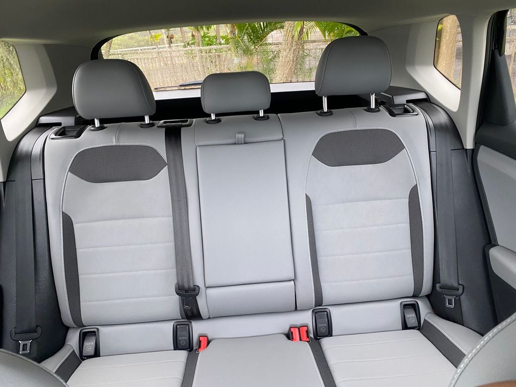 2023 Volkswagen Taos Base