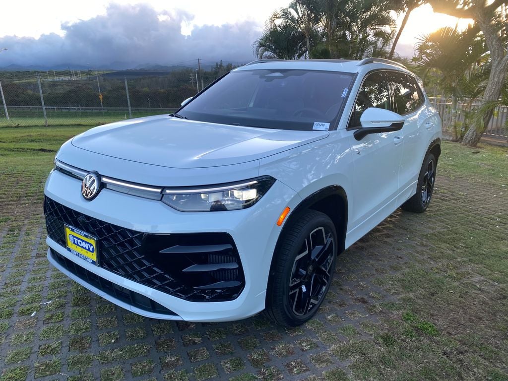 2026 Volkswagen Tiguan 2.0T SEL R-Line