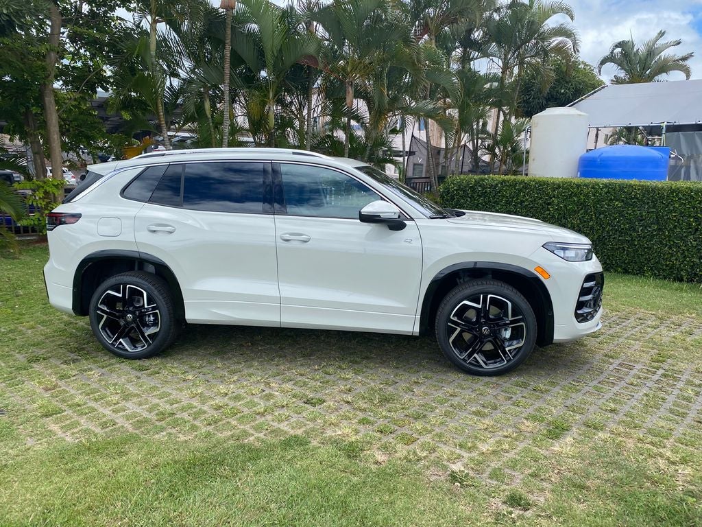 2026 Volkswagen Tiguan 2.0T SEL R-Line
