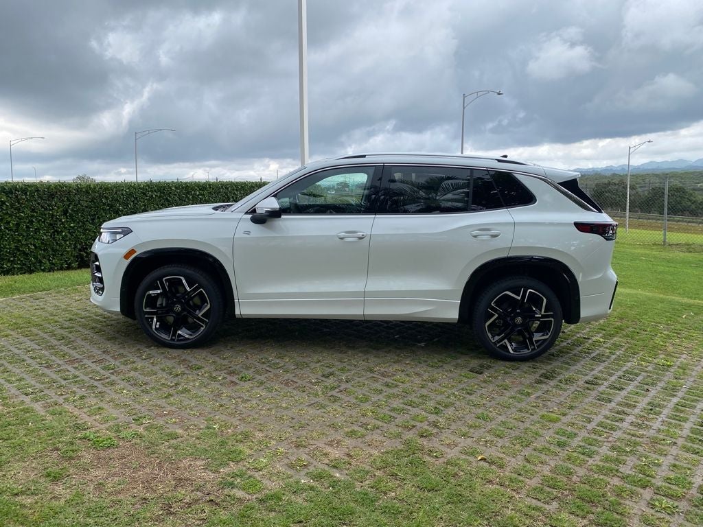 2026 Volkswagen Tiguan 2.0T SEL R-Line