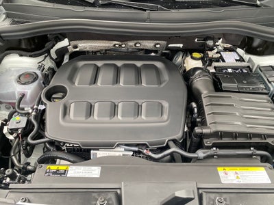 2026 Volkswagen Tiguan 2.0T SEL R-Line