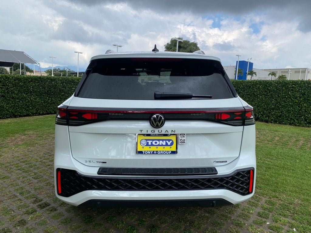 2026 Volkswagen Tiguan 2.0T SEL R-Line