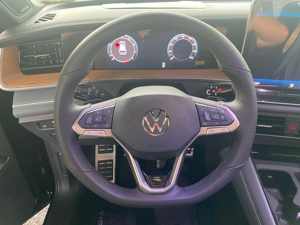 2026 Volkswagen Tiguan 2.0T SEL R-Line Turbo