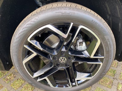2026 Volkswagen Tiguan SEL R-Line Turbo 4MOTION
