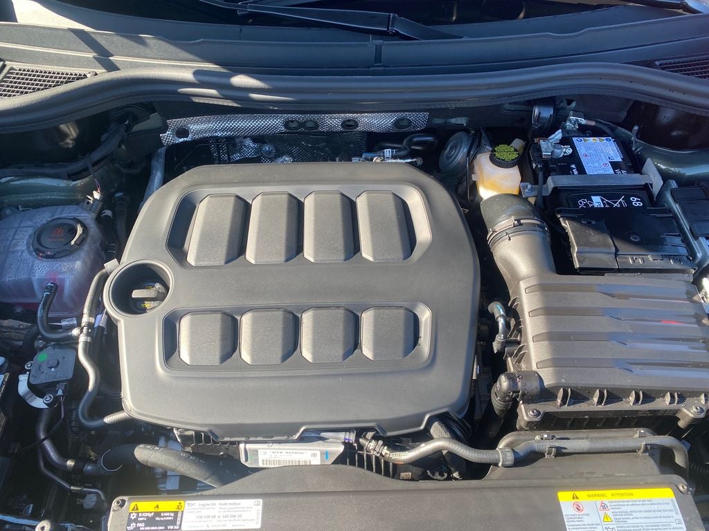 2026 Volkswagen Tiguan 2.0T SEL R-Line