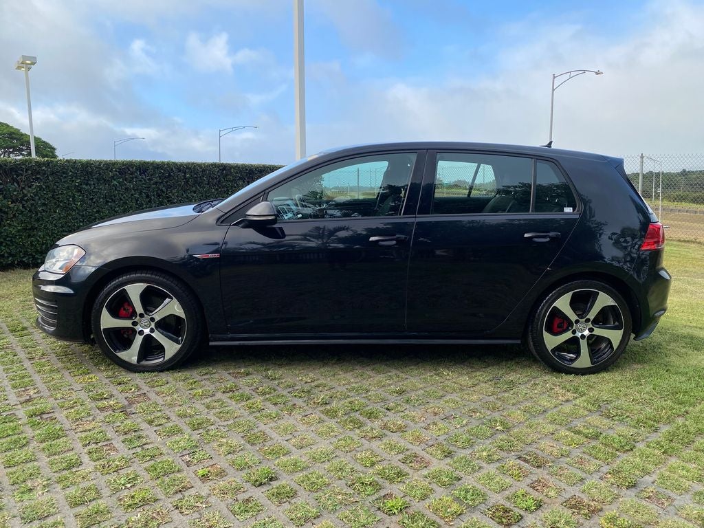 2017 Volkswagen Golf GTI Base