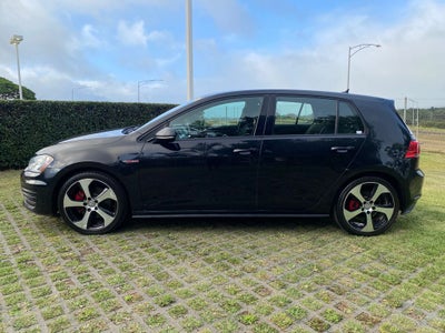 2017 Volkswagen Golf GTI Base