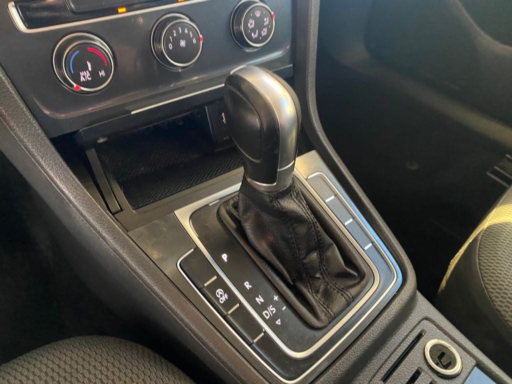 2019 Volkswagen Golf SportWagen Base