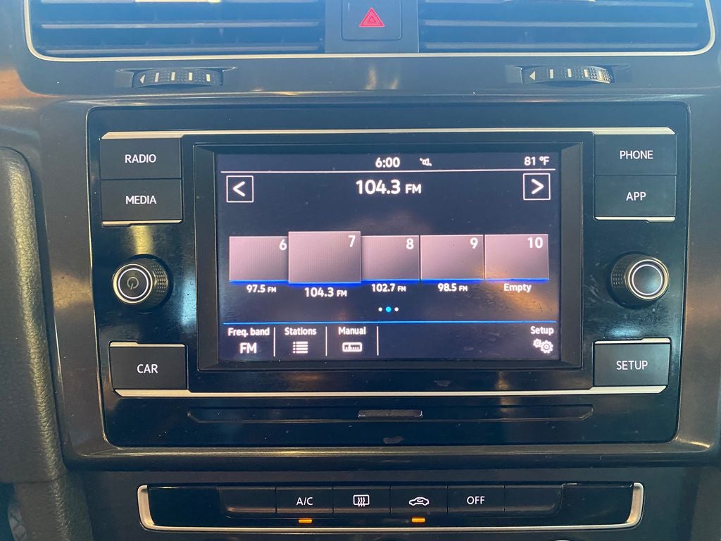 2019 Volkswagen Golf SportWagen Base