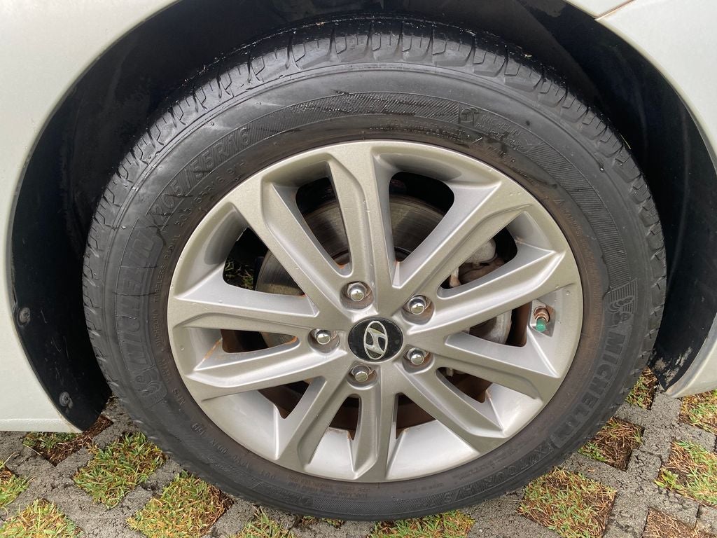 2016 Hyundai Elantra Base
