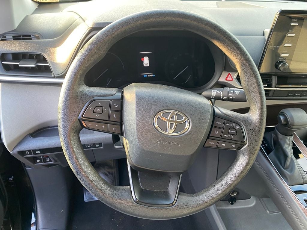 2024 Toyota Sienna Base