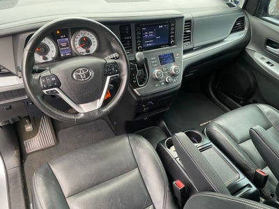 2018 Toyota Sienna Base