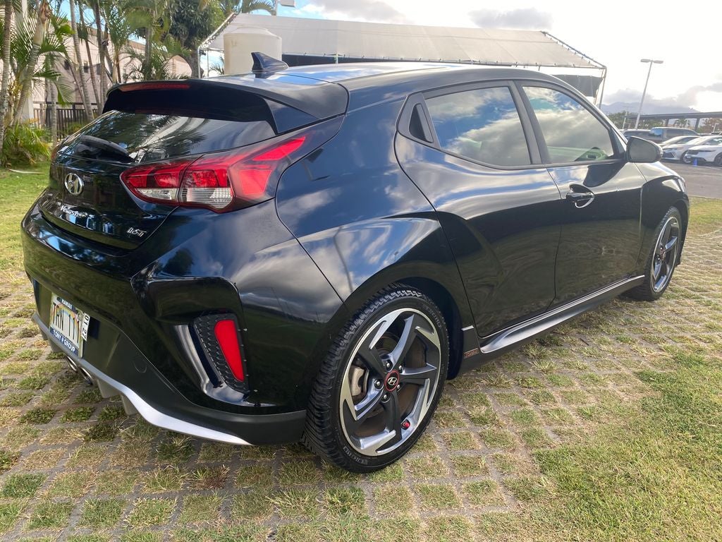 2019 Hyundai Veloster Base