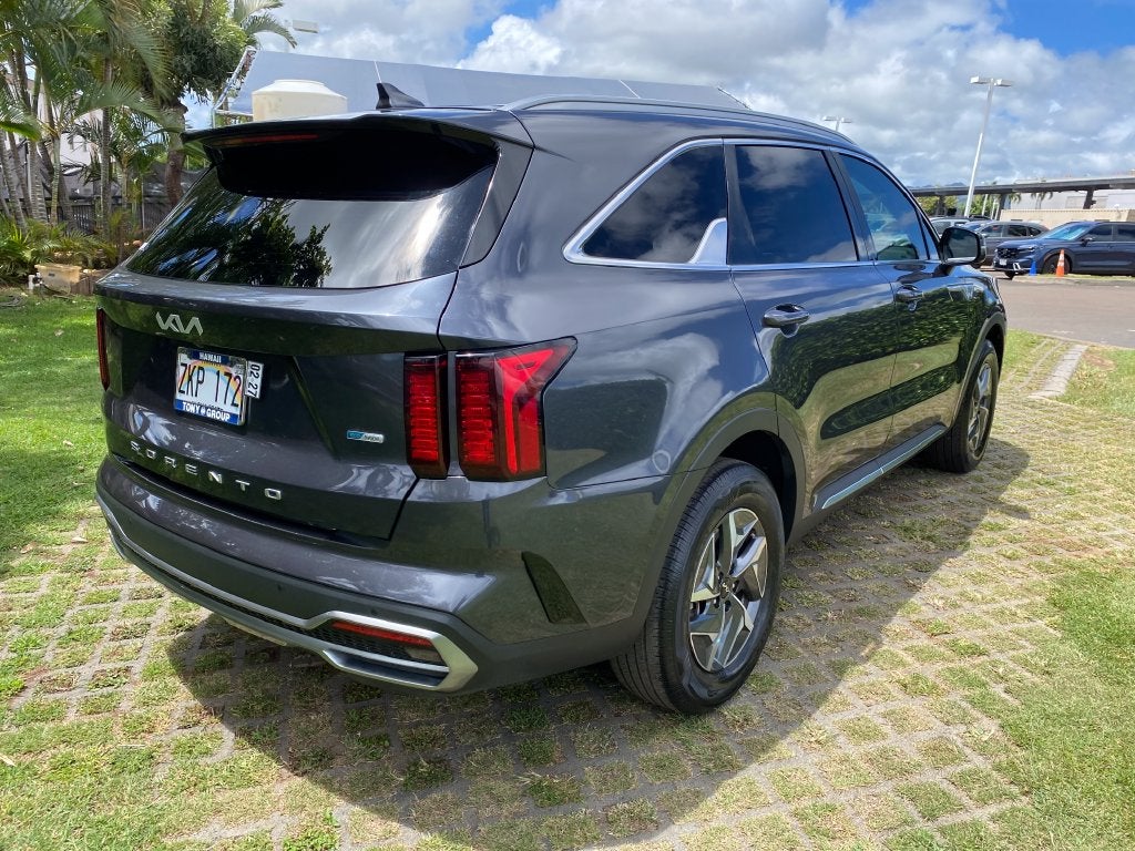 2022 Kia Sorento Hybrid Base