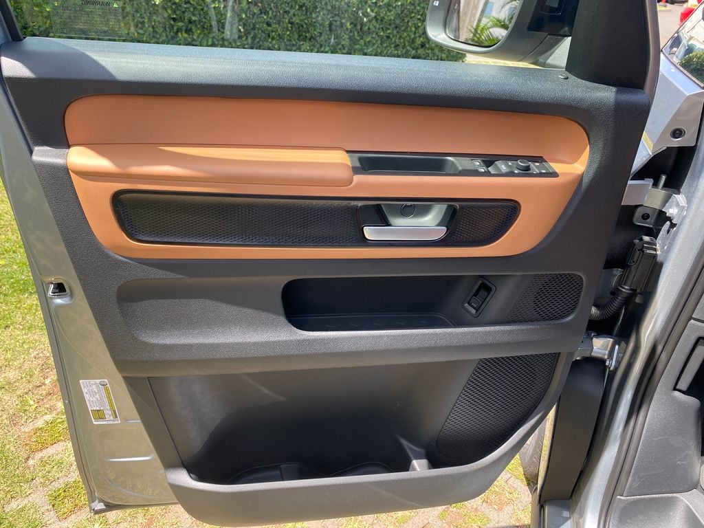 2025 Volkswagen ID. Buzz Pro S Plus