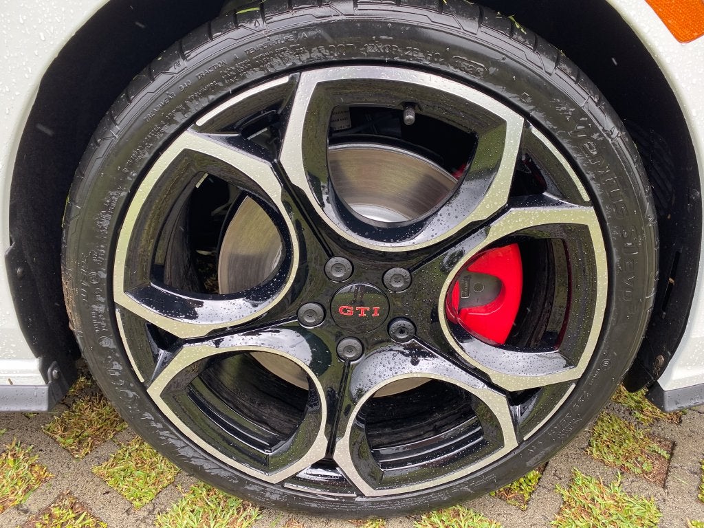 2026 Volkswagen Golf GTI 2.0T Autobahn