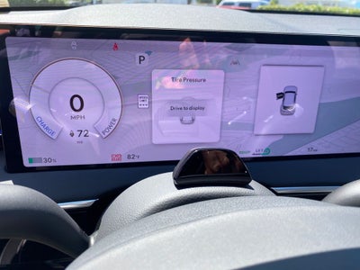 2026 Genesis Electrified GV70 STANDARD