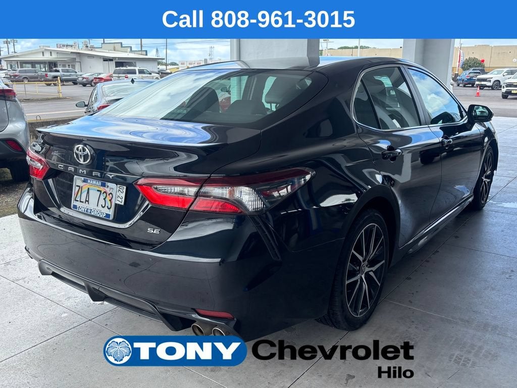 2022 Toyota Camry SE