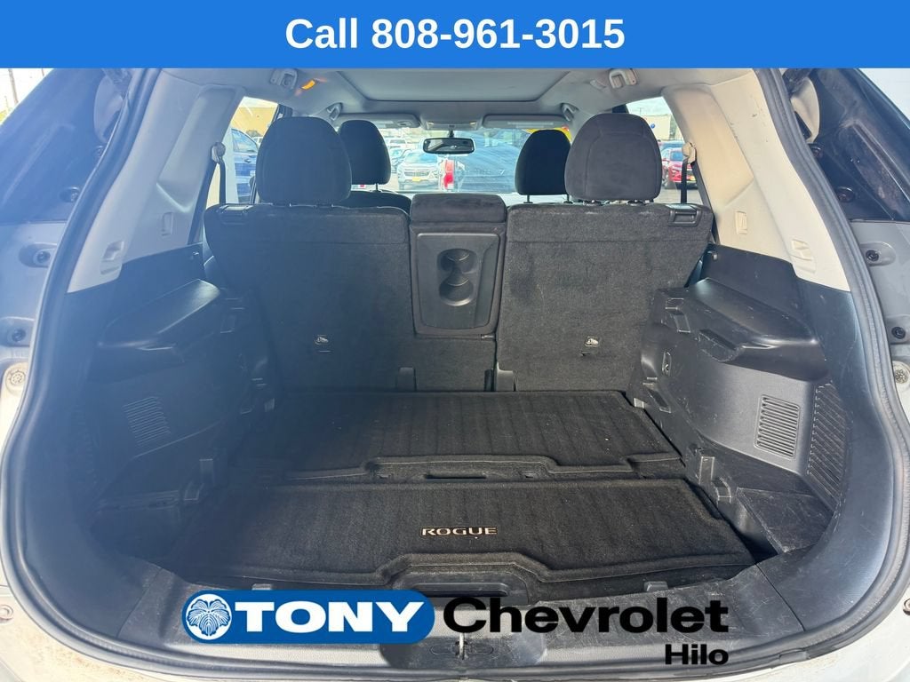 2016 Nissan Rogue SV